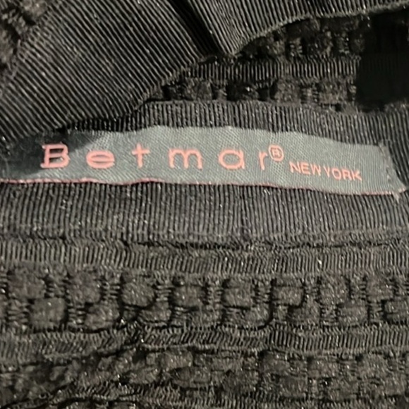 Betmar, Coconut Ring Safari Braid Hat in Black, UPF 50+, Excellent Condition main image 9